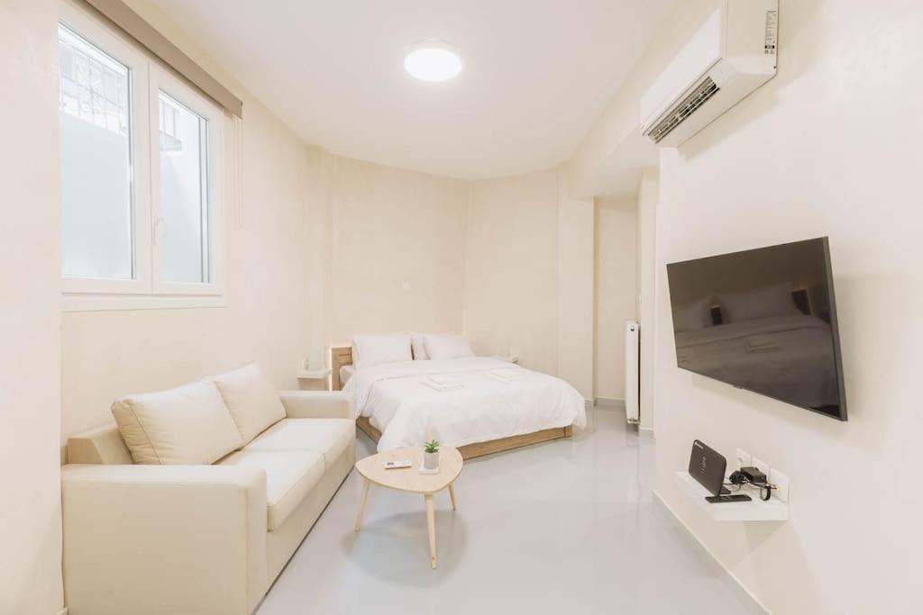 Modern Hiding Place In The Heart Of *