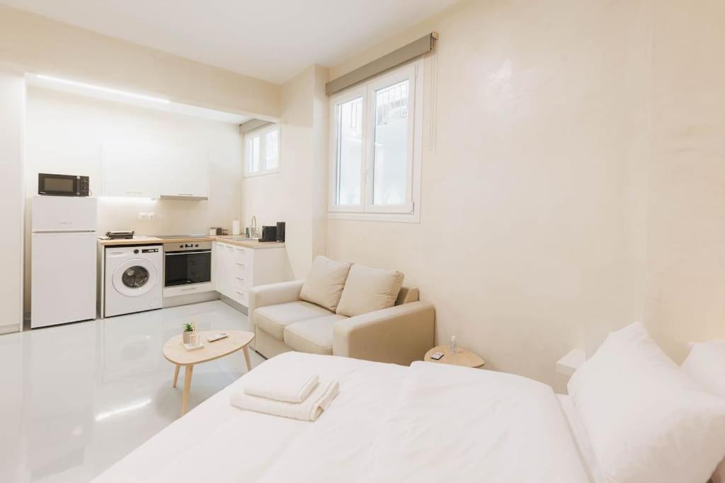 Apartment Modern Hiding Place In The Heart Of Athens